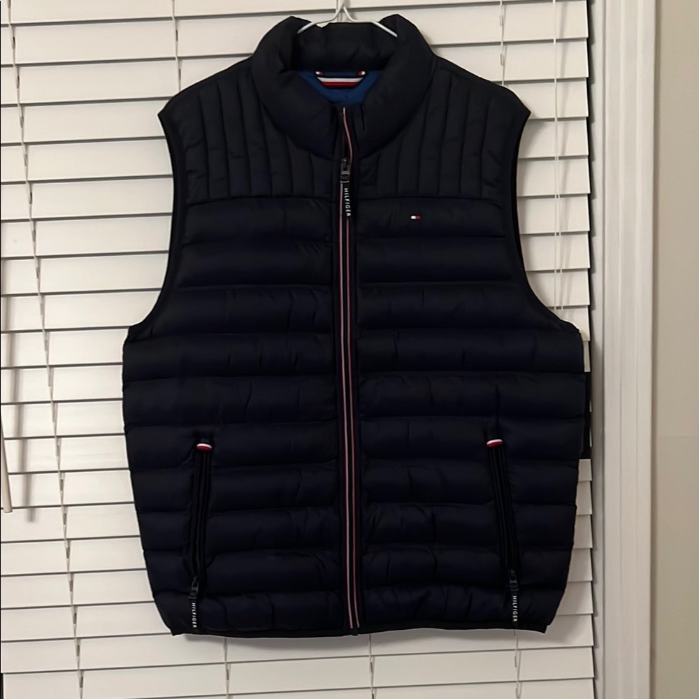 Tommy Hilfiger Men's Navy Puffer Vest